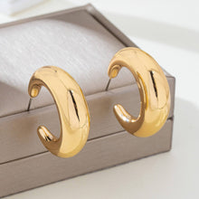 Load image into Gallery viewer, Tapered Gold-Tone Crescent Hoop Earrings | 80E62157
