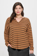 Load image into Gallery viewer, PLUS KNIT TOP