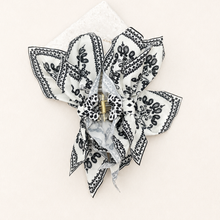 Load image into Gallery viewer, PAISLEY BOHO VINTAGE HAIR CLAW CLIPS