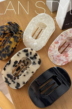 Load image into Gallery viewer, Jumbo Lay Flat Oval Hair Claw Clips Secure Styling | 40H993