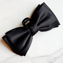 Load image into Gallery viewer, Bow Beauty Hair Claw