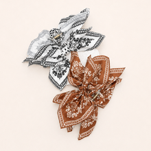 Load image into Gallery viewer, PAISLEY BOHO VINTAGE HAIR CLAW CLIPS