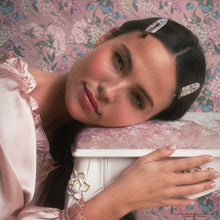 Load image into Gallery viewer, Bridgerton x Kitsch Creaseless Clips in Toile in Bloom