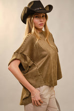 Load image into Gallery viewer, Studded High Low Oversized Tee