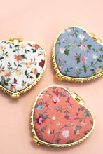 Load image into Gallery viewer, TRAVEL POCKET COMPACT HANDHELD FLORAL MIRROR | 40M103