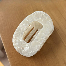 Load image into Gallery viewer, Jumbo Lay Flat Oval Hair Claw Clips Secure Styling | 40H993