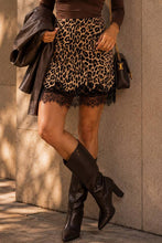 Load image into Gallery viewer, Leopard Print Lace Trim Mini Skirt