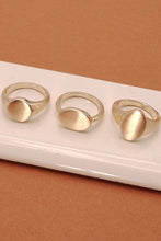 Load image into Gallery viewer, TRIO PLAIN EMBLEM RINGS