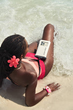 Load image into Gallery viewer, Case-Mate Waterproof Floating Phone Pouch
