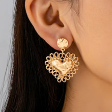Load image into Gallery viewer, Ornate Hammered Heart Drop Earrings | 80E61656