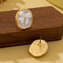 Load image into Gallery viewer, Vintage Pearlized Bow Button Stud Earrings