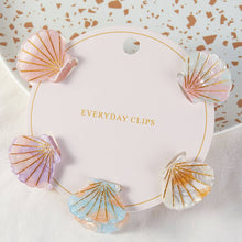 Load image into Gallery viewer, Pearl Shell Hair Mini Claw Clip Set