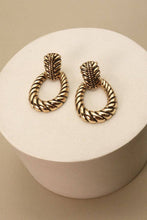 Load image into Gallery viewer, DOORKNOCKER EARRINGS | 31E22572