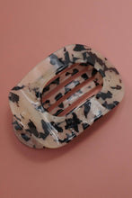 Load image into Gallery viewer, Jumbo Lay Flat Oval Hair Claw Clips Secure Styling | 40H993