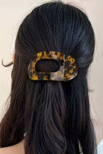 Load image into Gallery viewer, Jumbo Lay Flat Oval Hair Claw Clips Secure Styling | 40H993
