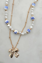 Load image into Gallery viewer, CERAMIC PORCELAIN PEARL BOW LAYER NECKLACE | 80N91555